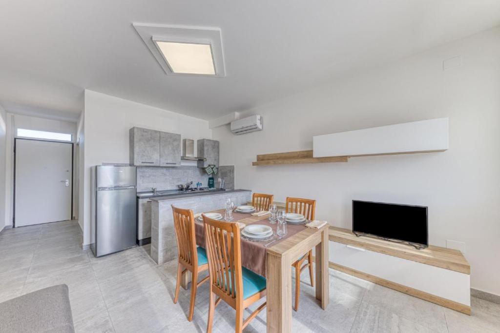 טורה סן ג'ובאני אוג'נטו Residence Mia Amelie מראה חיצוני תמונה